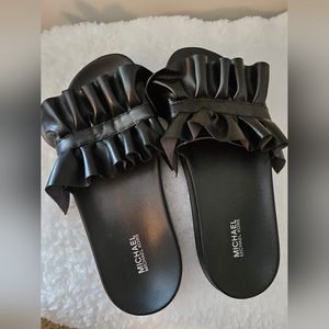 EUC Michael Kors Sandals black Sz 7